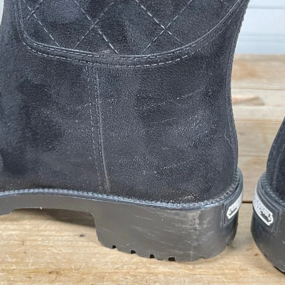 Charleston Shoe Co. Black Suede Quilted Waterproof Tall Rain Boots‎ – Size 7